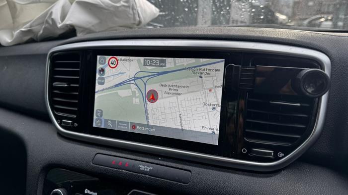 Kia Sportage 1.6 T-GDI 16V 4x2 Sloopvoertuig (2021, Licht, Zilver, Blauw)