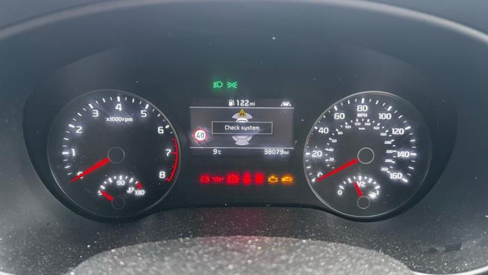 Kia Sportage 1.6 T-GDI 16V 4x2 Sloopvoertuig (2021, Licht, Zilver, Blauw)