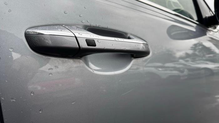 Kia Sportage 1.6 T-GDI 16V 4x2 Sloopvoertuig (2021, Licht, Zilver, Blauw)