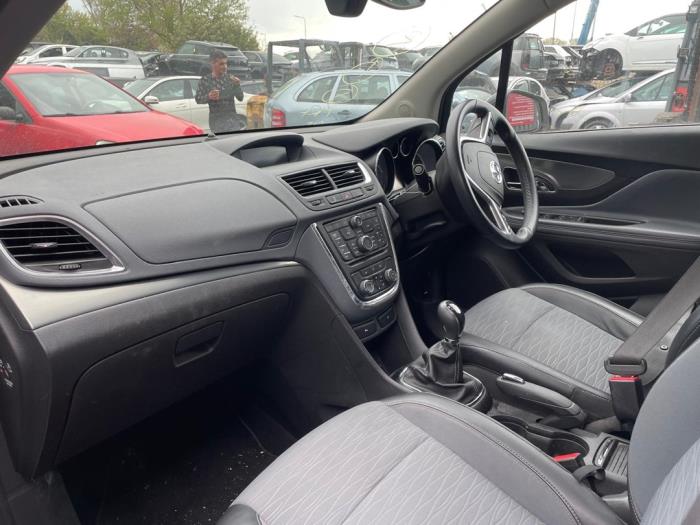 Opel Mokka/Mokka X 1.4 Turbo 16V 4x2 Sloopvoertuig (2015, Wit)