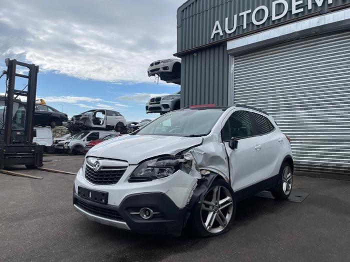 Opel Mokka/Mokka X 1.4 Turbo 16V 4x2 Sloopvoertuig (2015, Wit)