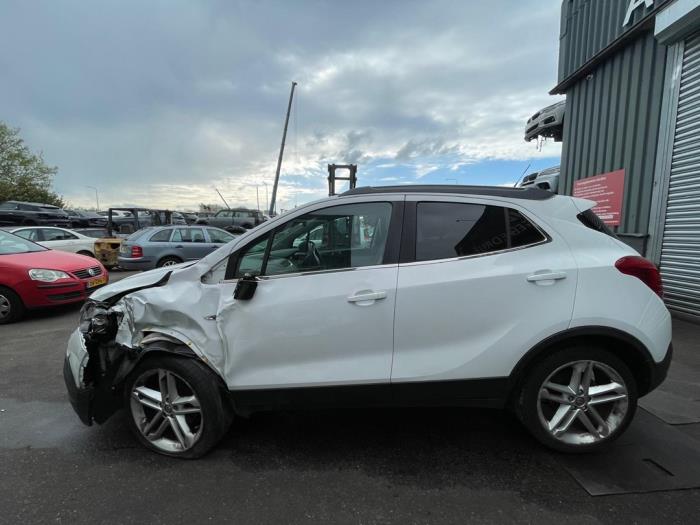 Opel Mokka/Mokka X 1.4 Turbo 16V 4x2 Sloopvoertuig (2015, Wit)