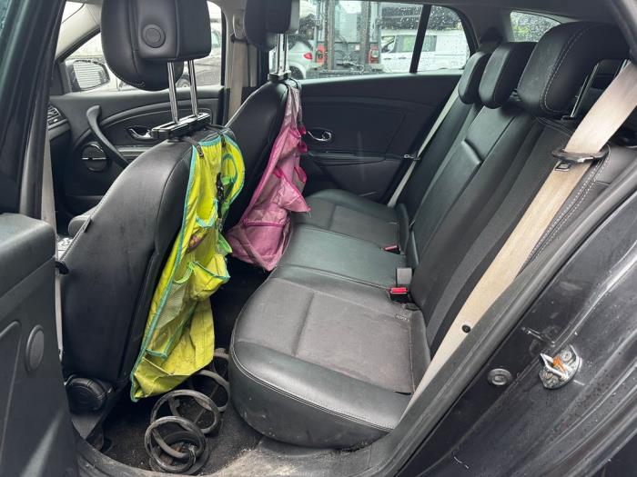 Renault Megane III Grandtour 1.4 16V TCe 130 Sloopvoertuig (2013, Donker, Zilvergrijs, Zwart)