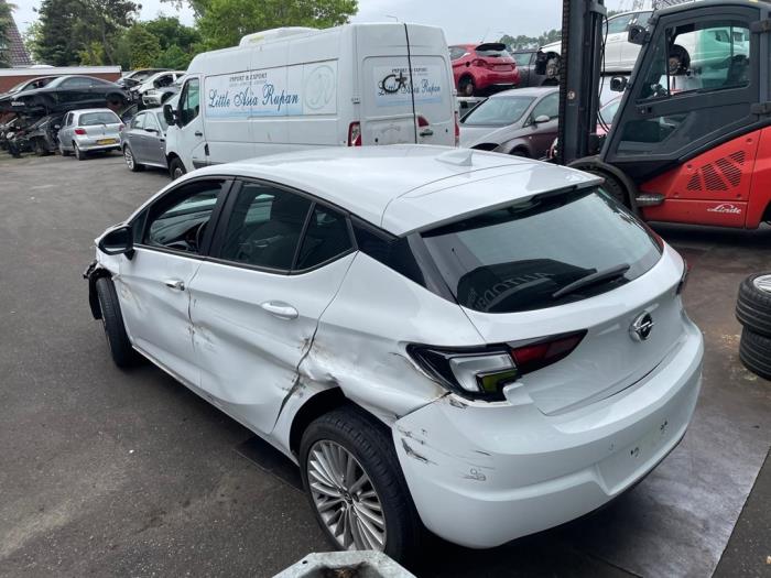 Opel Astra K 1.0 Turbo 12V Sloopvoertuig (2018, Wit)