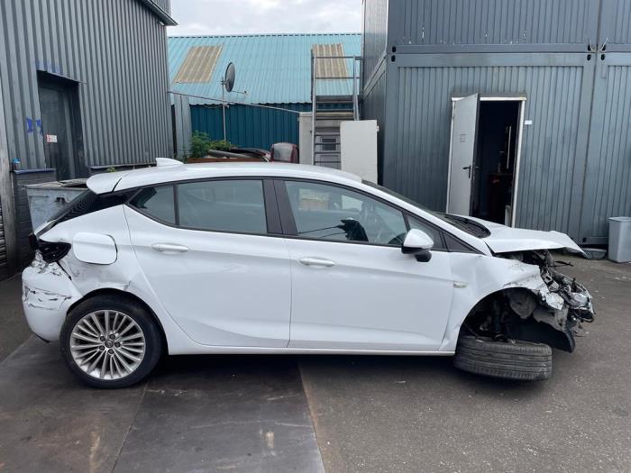 Opel Astra K 1.0 Turbo 12V Sloopvoertuig (2018, Wit)