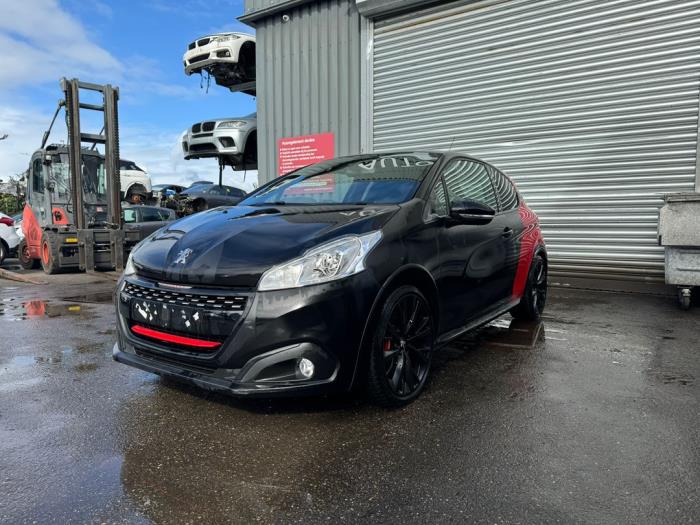 Peugeot 208 I 1.6 16V GTI Sloopvoertuig (2016, Zwart, Rood)