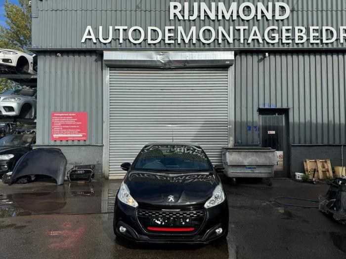 Peugeot 208 I 1.6 16V GTI Sloopvoertuig (2016, Zwart, Rood)