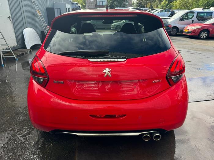 Peugeot 208 I 1.6 16V GTI Sloopvoertuig (2016, Zwart, Rood)