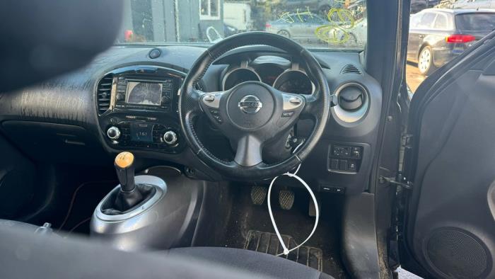 Nissan Juke 1.6 16V Sloopvoertuig (2011, Zwart)