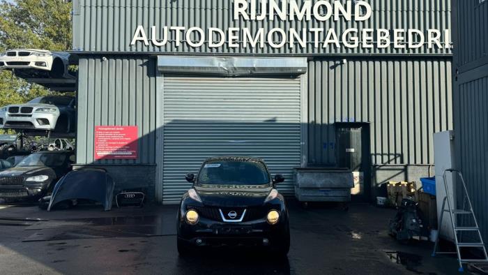 Nissan Juke 1.6 16V Sloopvoertuig (2011, Zwart)