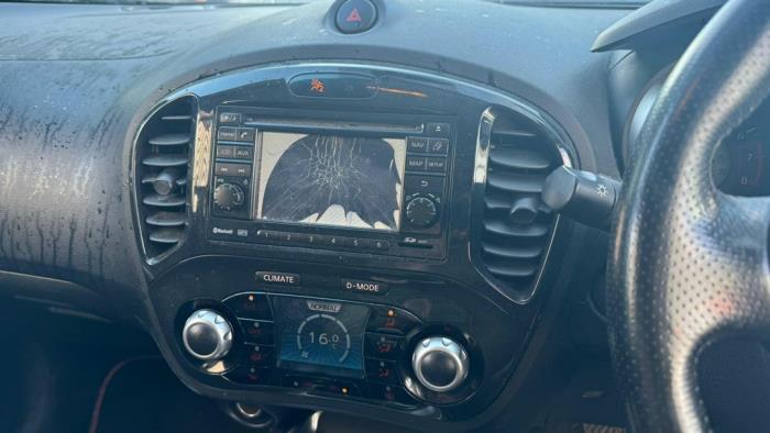 Nissan Juke 1.6 16V Sloopvoertuig (2011, Zwart)