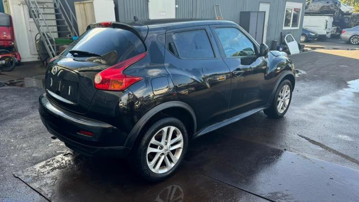 Nissan Juke 1.6 16V Sloopvoertuig (2011, Zwart)