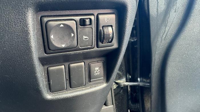 Nissan Juke 1.6 16V Sloopvoertuig (2011, Zwart)