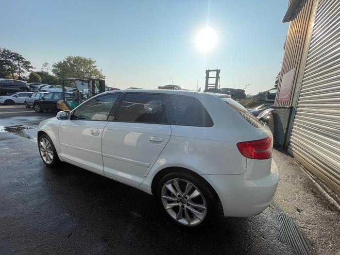 Audi A3 Sportback 1.2 TFSI Sloopvoertuig (2012, Wit)