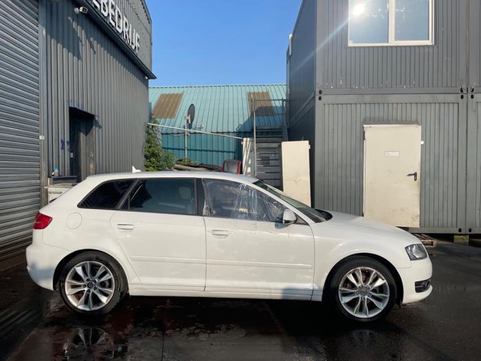 Audi A3 Sportback 1.2 TFSI Sloopvoertuig (2012, Wit)
