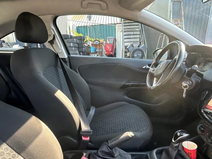 Opel Corsa E 1.3 CDTi 16V ecoFLEX Sloopvoertuig (2015, Zwart)