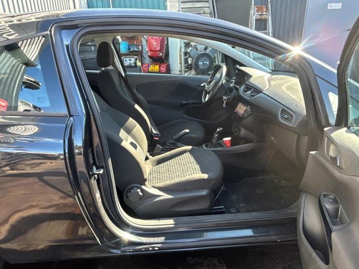 Opel Corsa E 1.3 CDTi 16V ecoFLEX Sloopvoertuig (2015, Zwart)