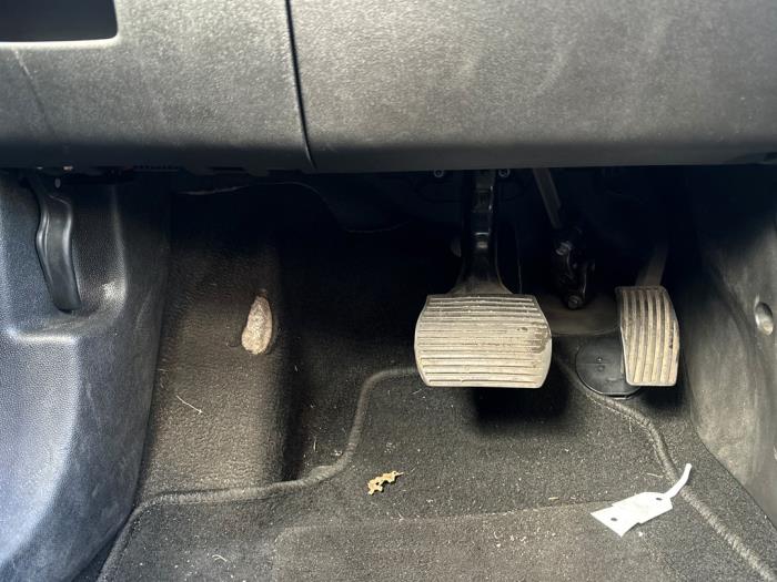Opel Corsa E 1.3 CDTi 16V ecoFLEX Sloopvoertuig (2015, Zwart)