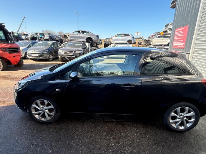 Opel Corsa E 1.3 CDTi 16V ecoFLEX Sloopvoertuig (2015, Zwart)