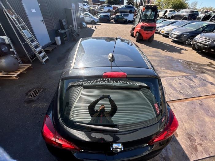Opel Corsa E 1.3 CDTi 16V ecoFLEX Sloopvoertuig (2015, Zwart)