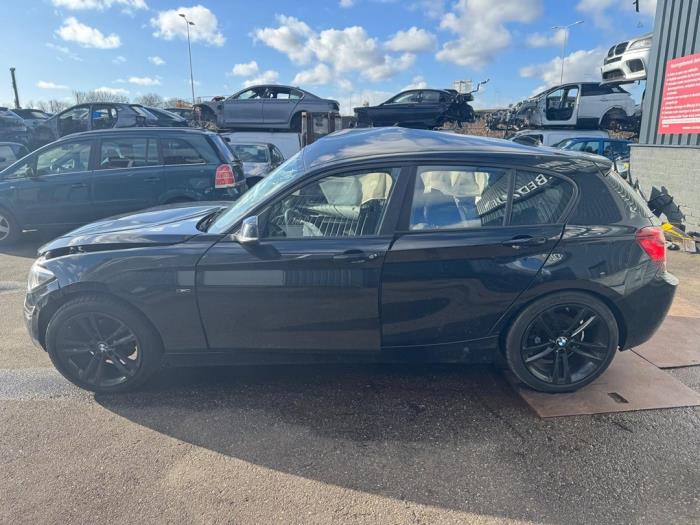 BMW 1 serie 114i 1.6 16V Sloopvoertuig (2014, Zwart)