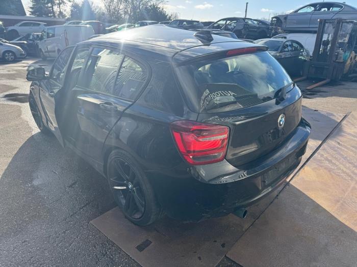 BMW 1 serie 114i 1.6 16V Sloopvoertuig (2014, Zwart)
