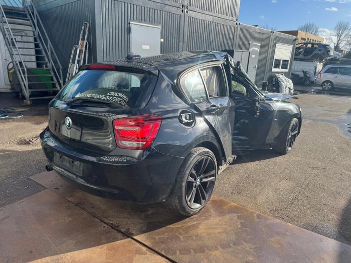 BMW 1 serie 114i 1.6 16V Sloopvoertuig (2014, Zwart)