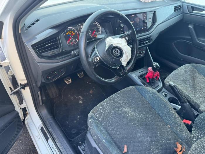Volkswagen Polo VI 1.0 MPI 12V Sloopvoertuig (2020, Wit)