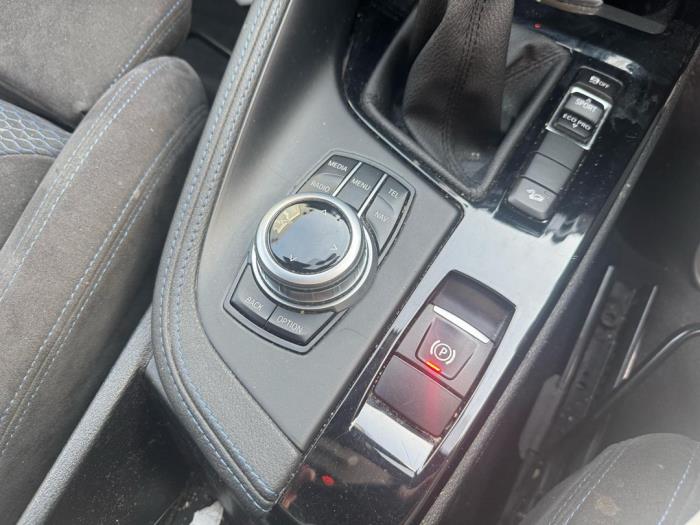 BMW X1 xDrive 20d 2.0 16V Sloopvoertuig (2017, Metallic, Zwart)
