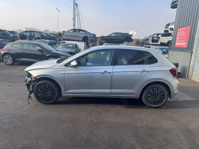 Volkswagen Polo VI 1.0 MPI 12V Sloopvoertuig (2020, Grijs)