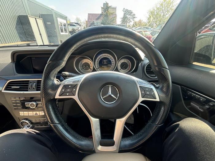 Mercedes C 2.2 C-220 CDI 16V BlueEfficiency Sloopvoertuig (2012, Metallic, Zwart)