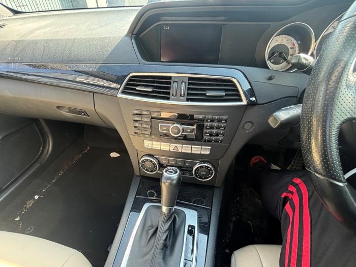 Mercedes C 2.2 C-220 CDI 16V BlueEfficiency Sloopvoertuig (2012, Metallic, Zwart)