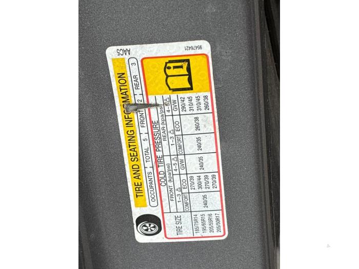 Chevrolet Aveo 1.3 D 16V Sloopvoertuig (2012, Grijs)