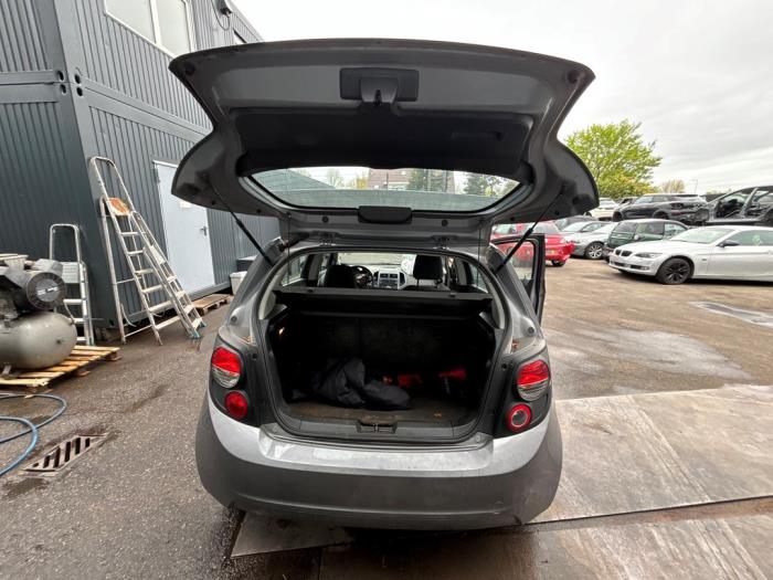 Chevrolet Aveo 1.3 D 16V Sloopvoertuig (2012, Grijs)