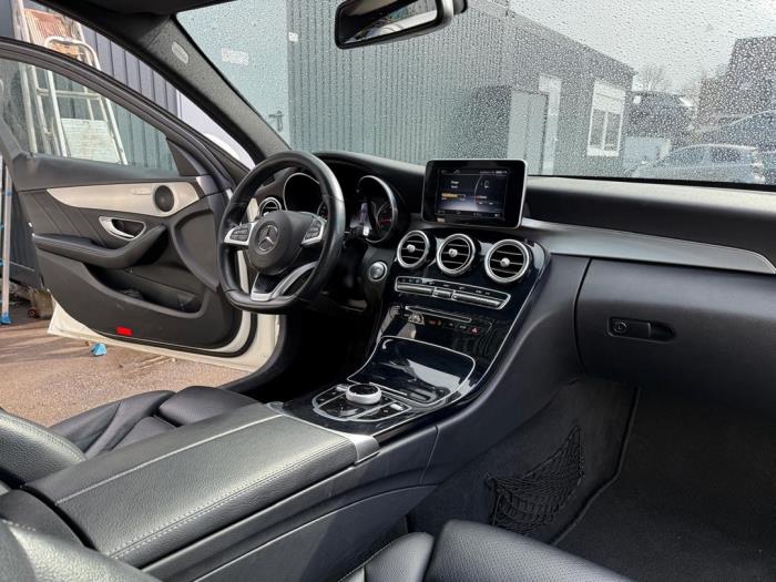 Mercedes C Estate C-180 1.6 16V BlueEfficiency Sloopvoertuig (2017, Metallic, Licht, Wit)