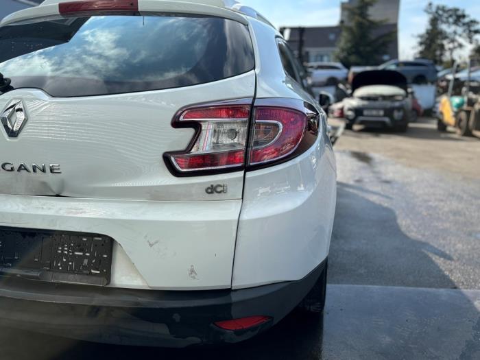 Renault Megane III Grandtour 1.5 dCi 110 Sloopvoertuig (2016, Wit)
