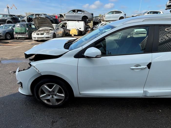 Renault Megane III Grandtour 1.5 dCi 110 Sloopvoertuig (2016, Wit)