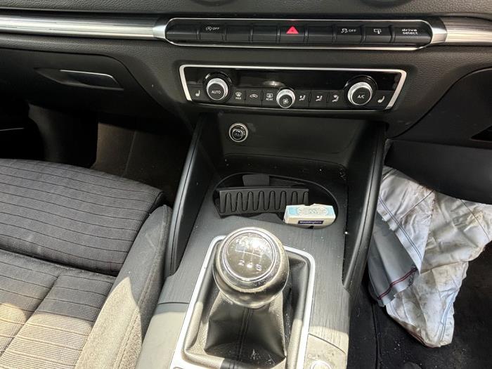 Audi A3 Sportback 1.6 TDI Ultra 16V Sloopvoertuig (2016, Zwart)