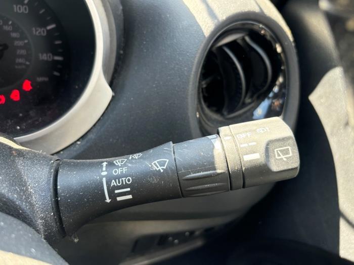 Nissan Juke 1.2 DIG-T 16V Sloopvoertuig (2016, Donker, Zilvergrijs, Muisgrijs)