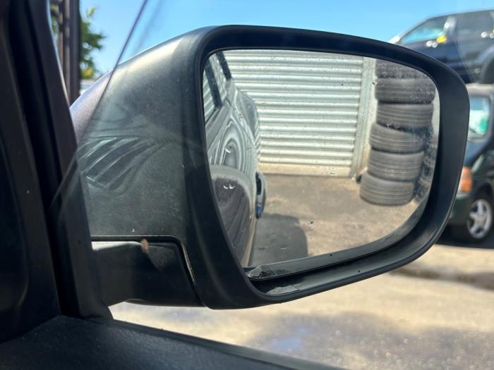 Nissan Juke 1.2 DIG-T 16V Sloopvoertuig (2016, Donker, Zilvergrijs, Muisgrijs)