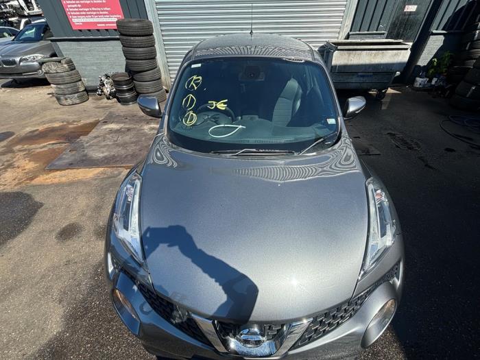 Nissan Juke 1.2 DIG-T 16V Sloopvoertuig (2016, Donker, Zilvergrijs, Muisgrijs)