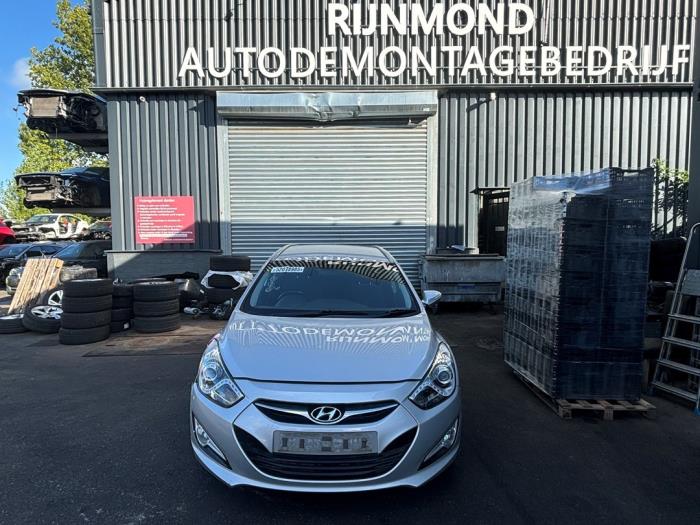 Hyundai i40 CW 1.7 CRDi 16V Sloopvoertuig (2014, Zilvergrijs)