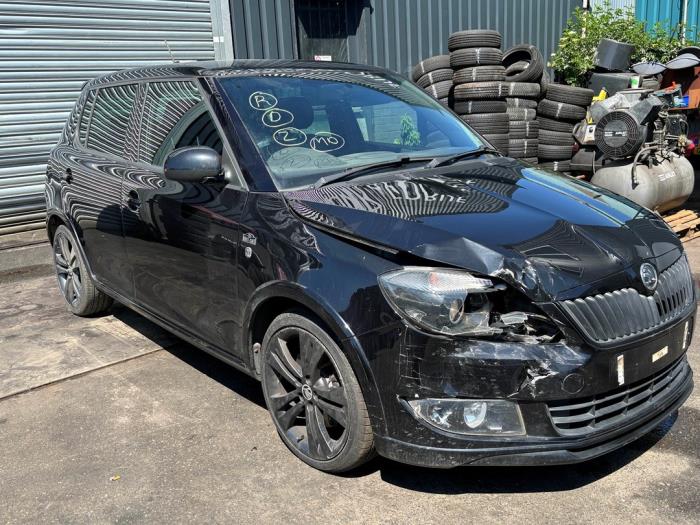 Skoda Fabia II 1.2 TSI Sloopvoertuig (2014, Zwart)
