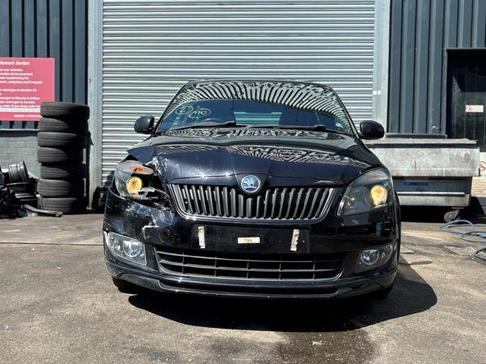 Skoda Fabia II 1.2 TSI Sloopvoertuig (2014, Zwart)