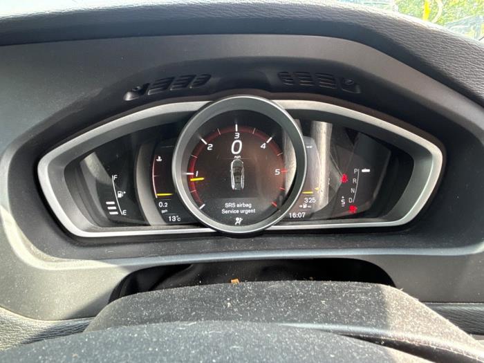 Volvo V40 Cross Country 2.0 D3 16V Sloopvoertuig (2019, Donker, Blauw)