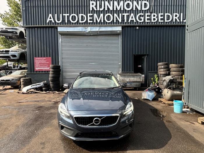 Volvo V40 Cross Country 2.0 D3 16V Sloopvoertuig (2019, Donker, Blauw)