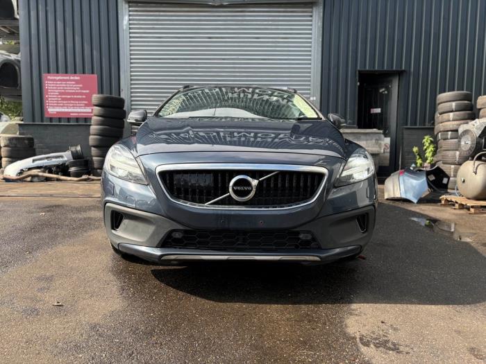 Volvo V40 Cross Country 2.0 D3 16V Sloopvoertuig (2019, Donker, Blauw)