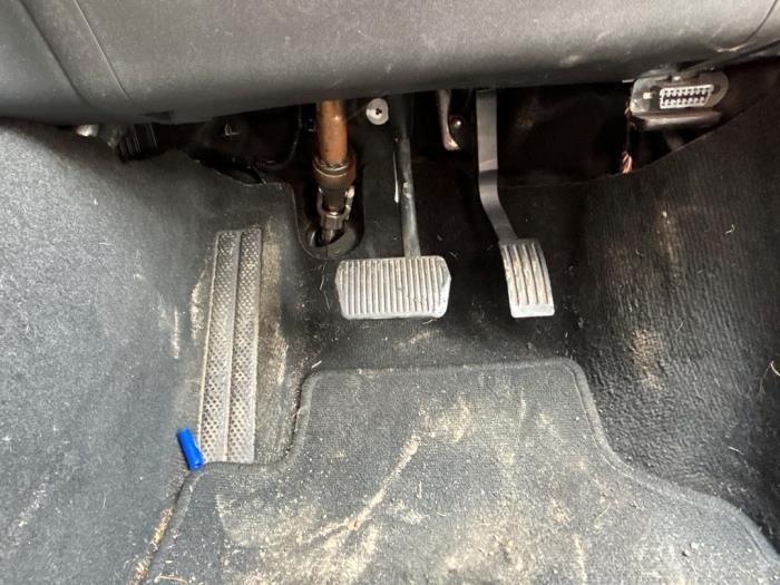 Volvo V40 Cross Country 2.0 D3 16V Sloopvoertuig (2019, Donker, Blauw)