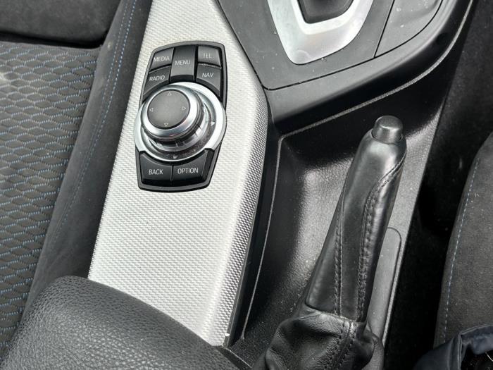 BMW 1 serie 116d 1.5 12V TwinPower Sloopvoertuig (2016, Metallic, Blauw)