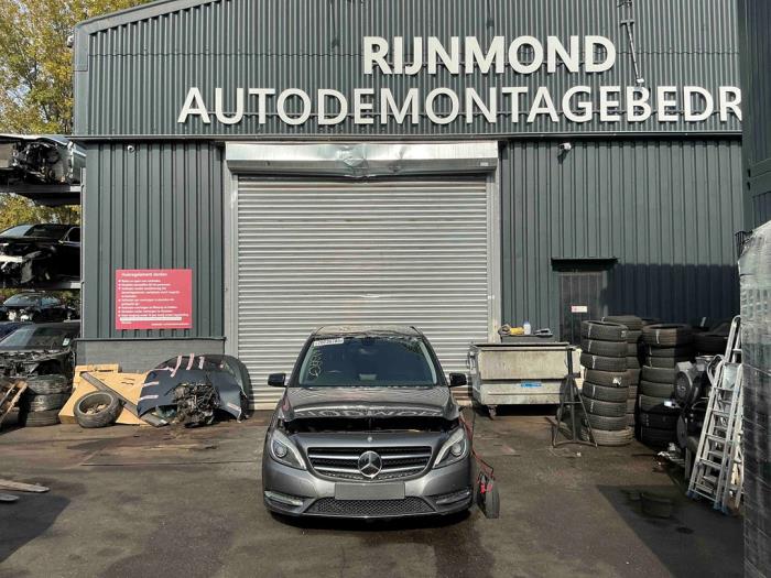Mercedes B 1.8 B-180 CDI BlueEFFICIENCY 16V Sloopvoertuig (2013, Grijs, Muisgrijs)